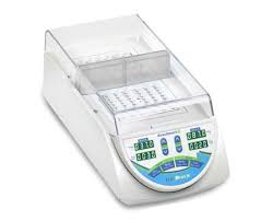 BENCHMARK SCIENTIFIC ISOBLOCK INDIVIDUALLY CONTROLLED DUAL CHAMBER DRY BATH BSH6000